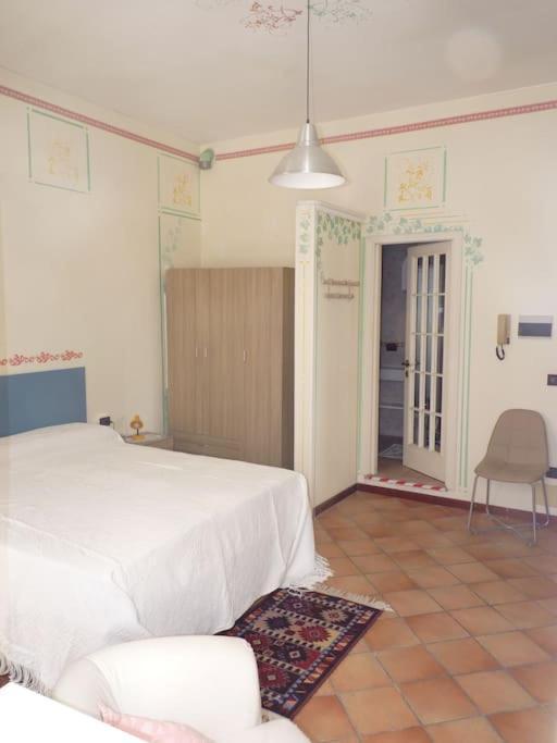 Appartamento Palazzo Del Provveditore Vista Lago Desenzano del Garda Exterior foto